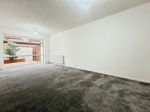 Lounge/ Diner- click for photo gallery